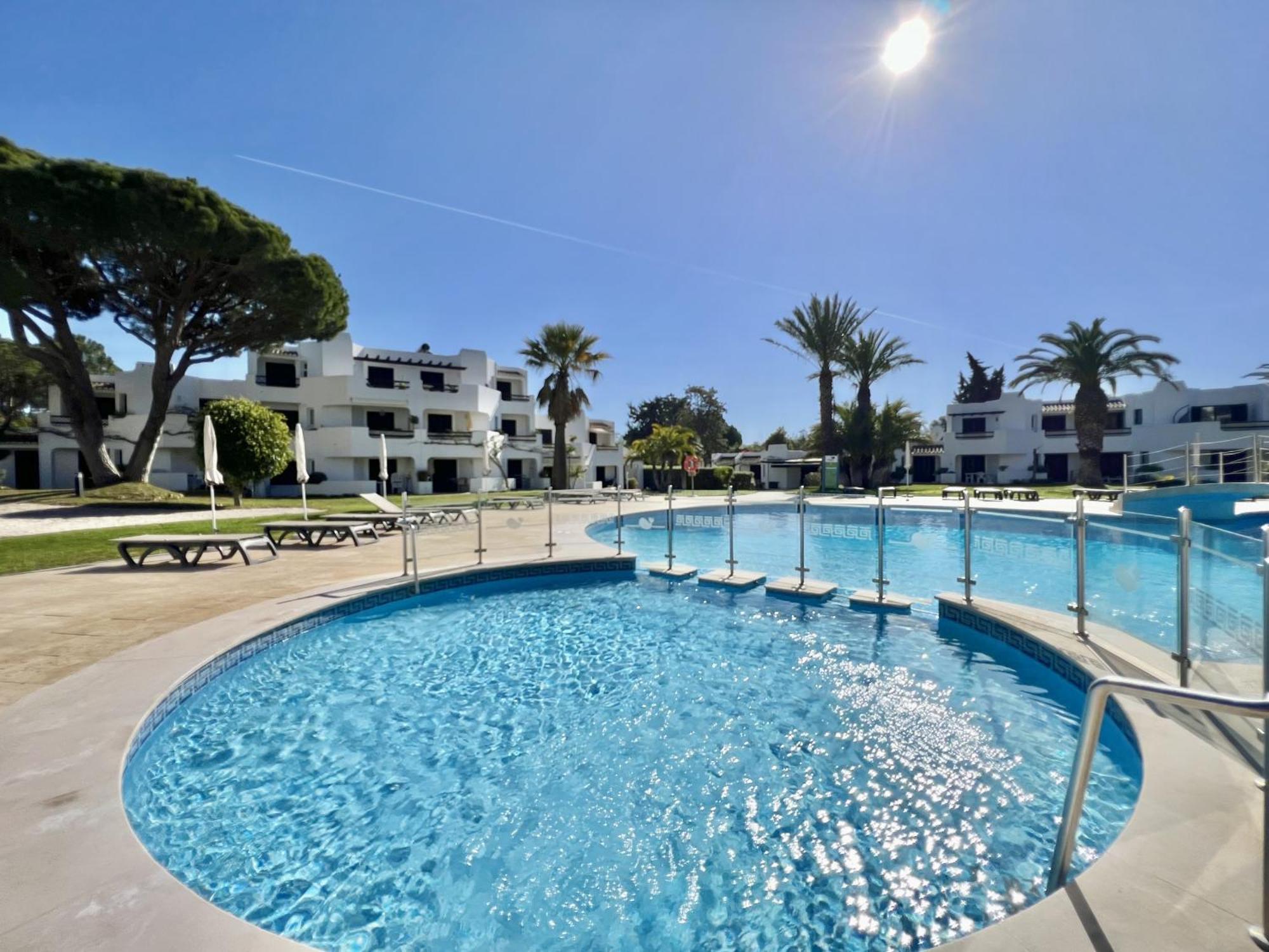 Balaia Golf Vilage 4 With Pool By Homing